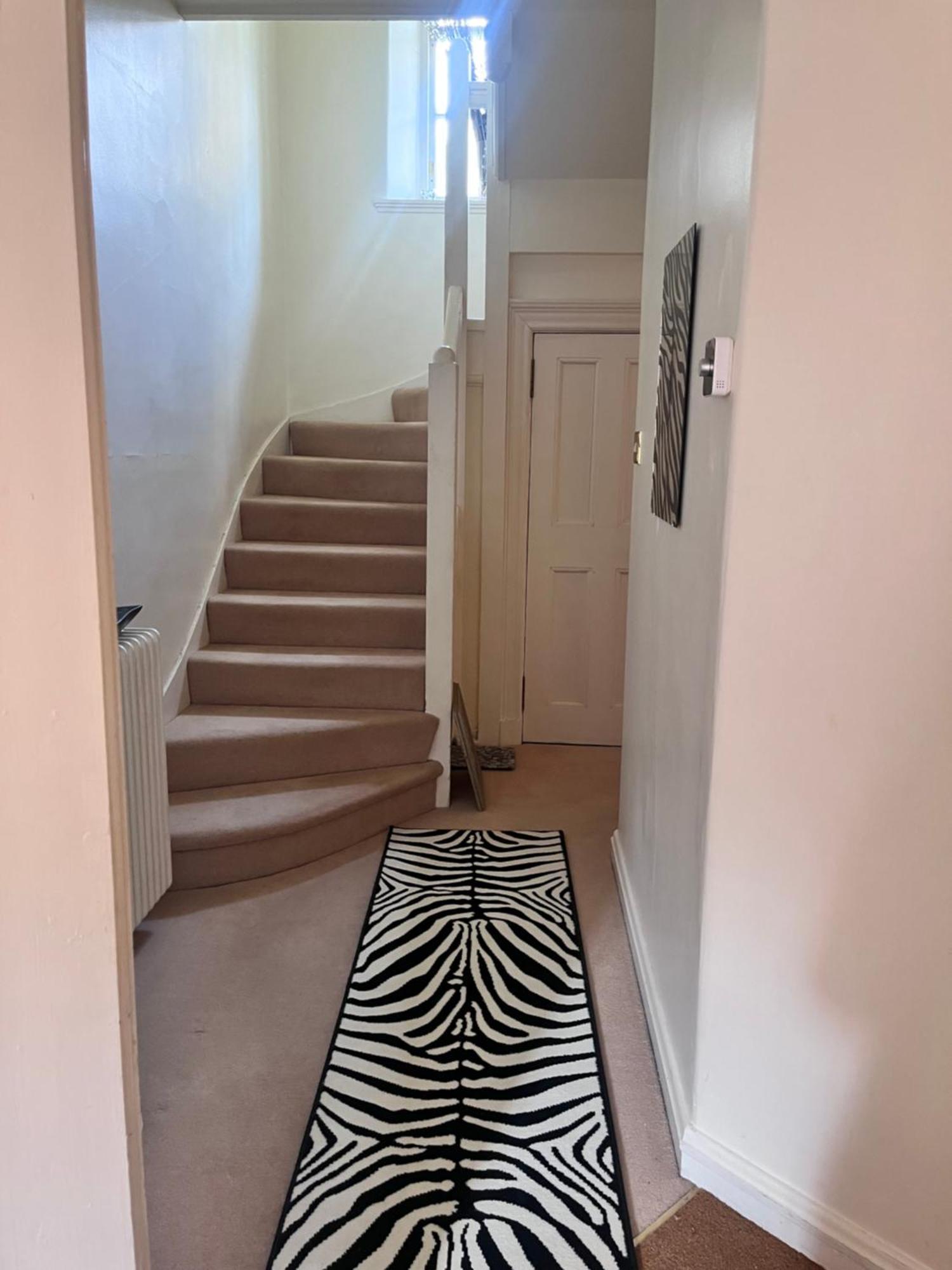 Private Room In Charming Detached House In Newington Edinburg Exteriör bild
