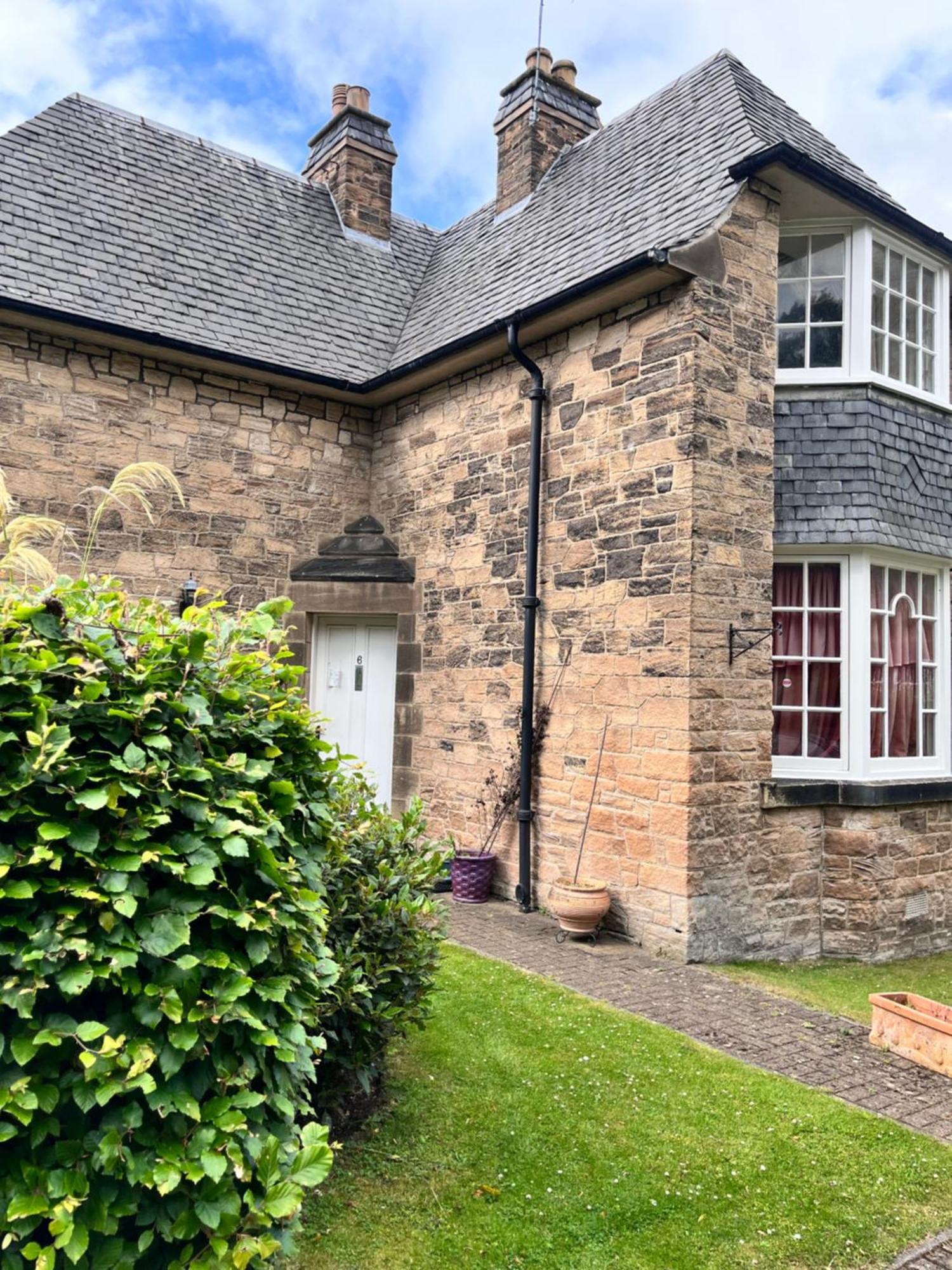 Private Room In Charming Detached House In Newington Edinburg Exteriör bild